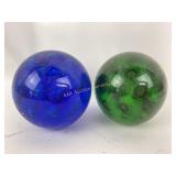 Green and blue controlled bubble glass