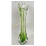 Swung vase 11 inch
