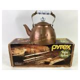 Pyrex Bake A Round in original box - vintage &