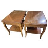 (2) end tables 19 x 28 x 21