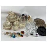 Federal shape set a dishes, Sundae cups, brass