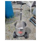 Spyker speader, like new