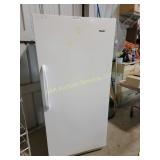 Woods refrigerator - untested, stained front