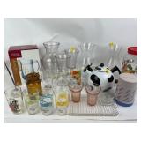 Amber lightening mark jar, muppets glass, cow