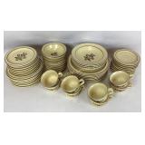 Pfaltzgraff village pattern: Bowls, salad plates,