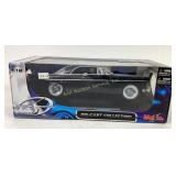Maisto Special Edition 1:18 Chrysler 300B 1965