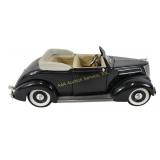 Diecast 1:18 1937 Ford Convertible minor cosmetic