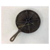 Lodge Cast Iron 8 Wedge Cornbread Skillet. Good