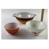 Pyrex and McKee mixing bowls