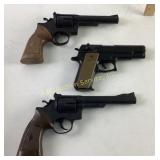 Toy, gun lot: revolver, and automatic