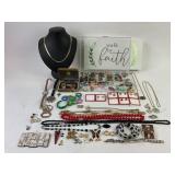 Costume Jewelry: Mother of pearl, Necklaces,