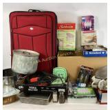 Kitchen, Household Items, Suitcases: 6-piece set.