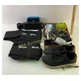 Menï¿½s Sketchers (sz 10.5).  Pair of Mueller