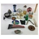 Dresden Germany porcelain tea strainer, Japan