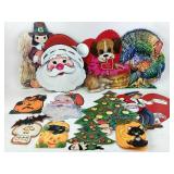 1970s holiday one sided cardboard decorations: