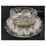 L E Smith Glass Punch Bowl w Underplate & 12
