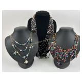 Costume jewlery: Natasha flower necklace,Betsy