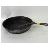 Grizwold 7 inch 701 c cast iron pan