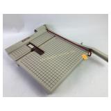 Boston 2612 paper cutter
