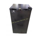 Ohyama Mini Fridge with small freezer