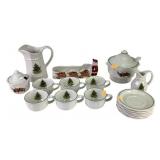 Pfaltzgraff Christmas heritage holly and