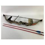 Realtree Hardwoods Brave bow, 2 arrows