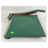 Photo materials company premiere trimmer