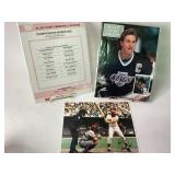 Vintage sports lot: Autographed Johnny Bench 8x10
