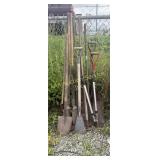 Garden tools : shovels, hoes, takes, post hole