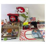 Household Items, Coca-Cola Memorabilia, Grinch, De