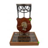 Abe Lincoln bust on a plaque, sliding glass