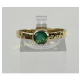 Emerald .925 Sterling Silver Ring with Hammered Fi