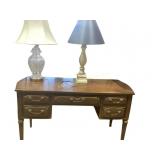 Basset Furniture Desk With Table Lamps