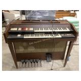 Conn Electric Organ with Pedals and Control Panel