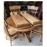 Pulaski Oak Dining Table with Claw Feet and Spindl
