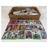 Base Ball Cards: Topps Scott Erickson, Mike Dunn,