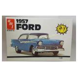 AMT 1957 Ford 1:25 Scale Model Kit