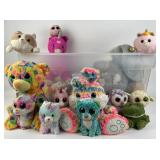 Stuffed animals and Beanie Babies: teddybears,