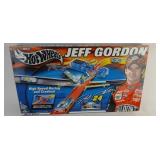 Hot Wheels Jeff Gordon Racing Playset with Track a