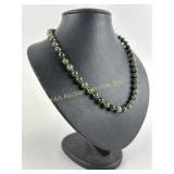Jade bead necklace. Total weight inclusive of all