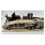 Oldsmobile decanter - genuine regal china 1972,