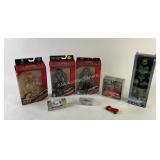 DC Batman figurines, Robin, Halo master chief