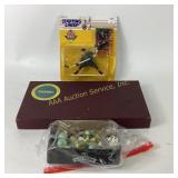 1995 Starting Lineup Brett Hull Figure, Scrabble G