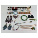 Costume Jewelry: Beaded Necklace and Matching Earr