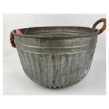 Old galvanized tub with original rope handles 11