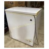 Igloo FRF520 Chest Freezer With Energy Star Certif