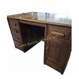 Oak Desk with 5 Drawers and 1 Door
