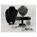 Costume Jewelry: Stainless steel rhinestone like