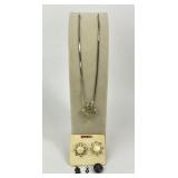 Sterling screw back earrings 5.19g TW, Catcholic