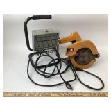 Regent Halogen Work Light & Black Decker Saw